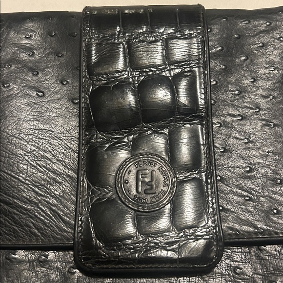 Fendi - Picture 2 of 9